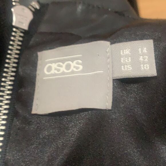 ASOS FAUX LEATHER BLACK ELASTIC SLEEVELESS DRESS  WITH LACE SLIP SIZE 10 - Picture 7 of 9